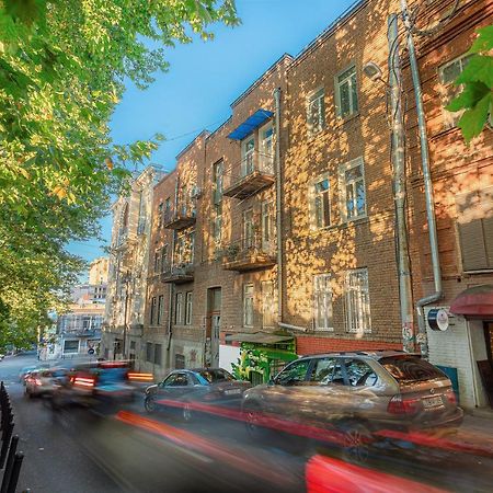 Tbilisi Home,View On Gvinis Karkhana Wine Factory ภายนอก รูปภาพ
